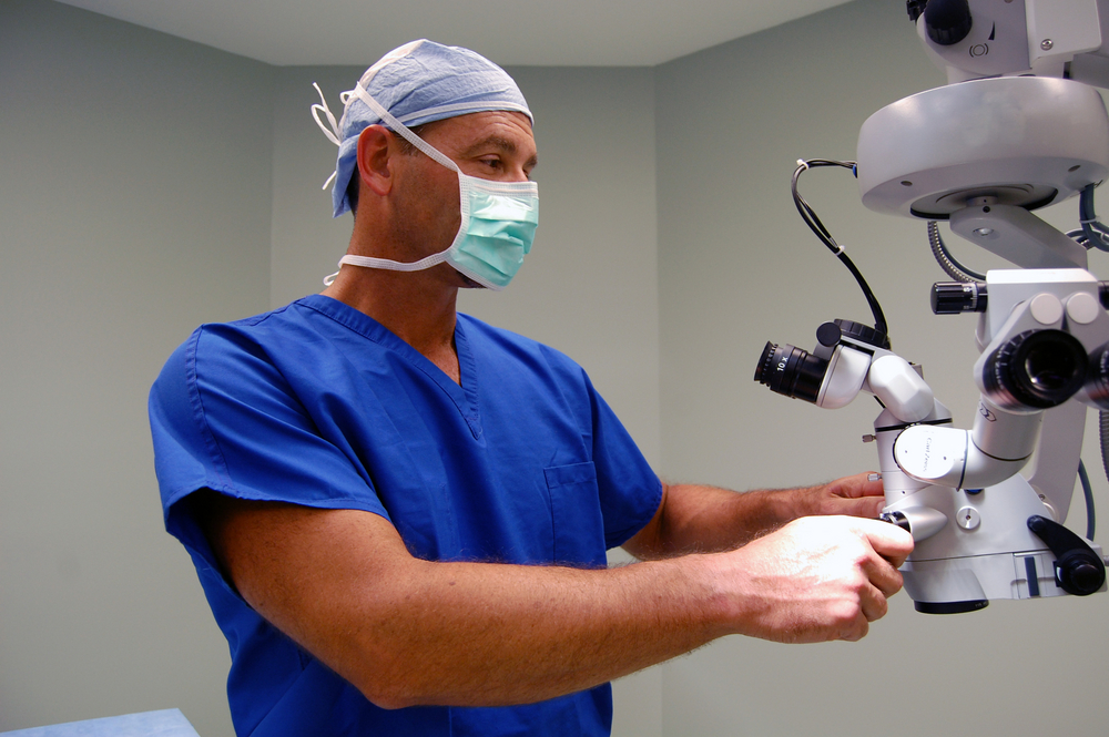 Замена хрусталика в клиниках москвы. Лазерная дисцизия вторичной катаракты.